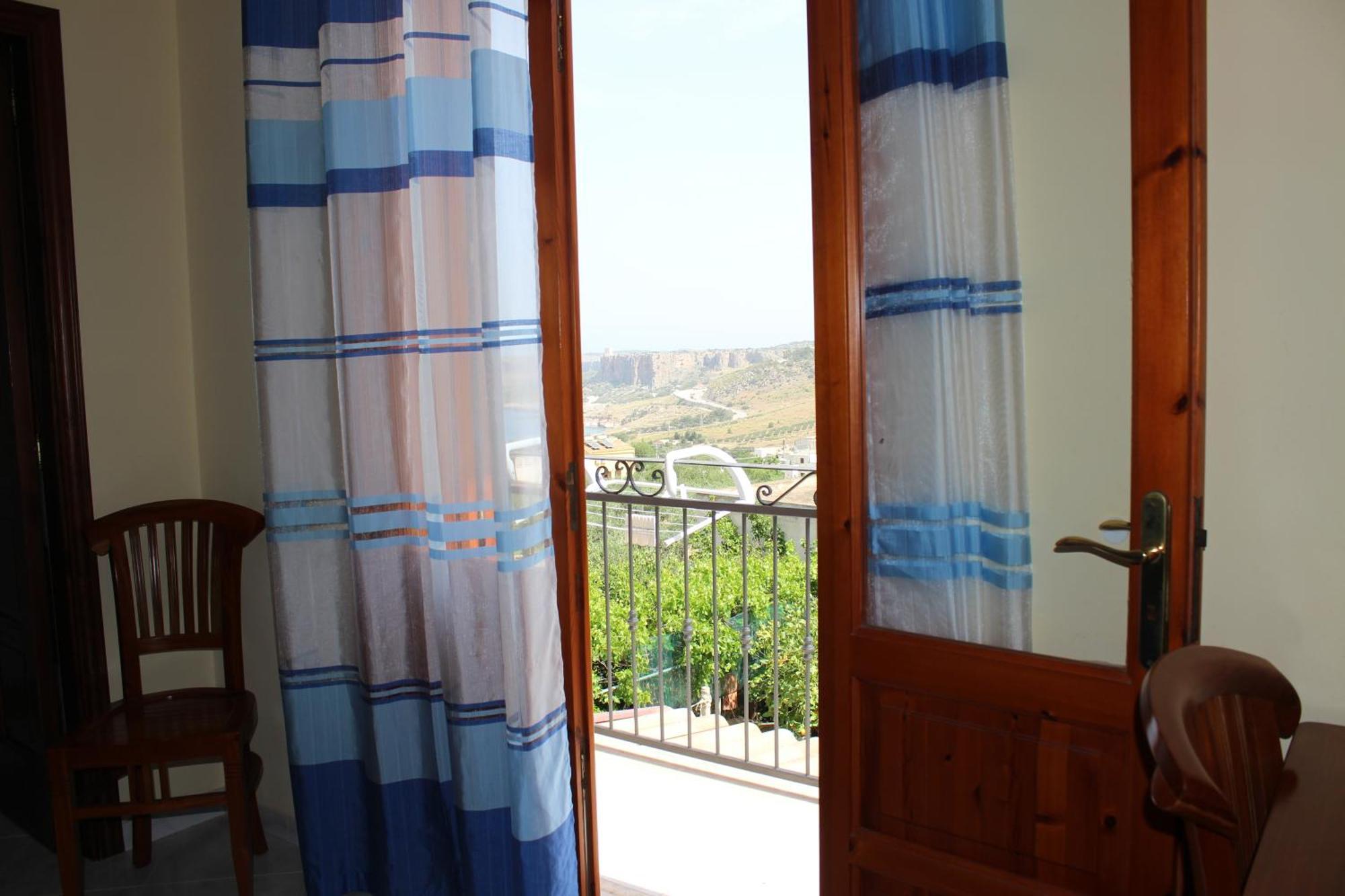 Raggio Di Sole Bed & Breakfast Macari Luaran gambar