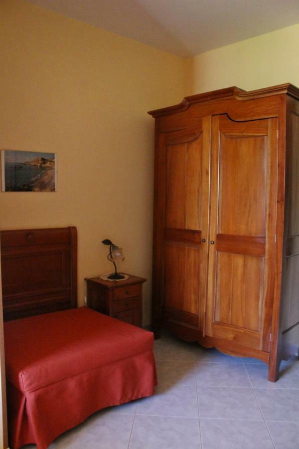 Raggio Di Sole Bed & Breakfast Macari Luaran gambar