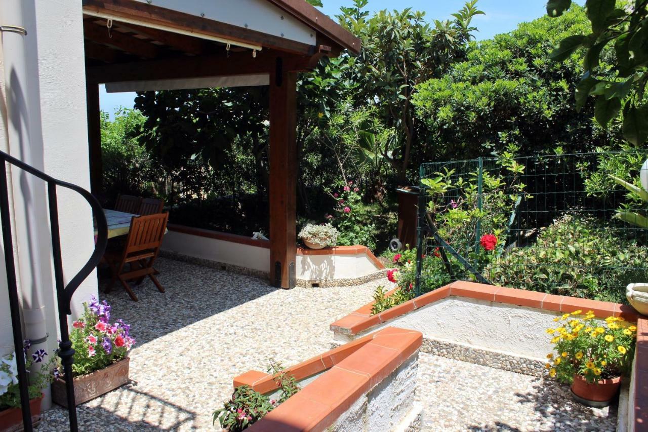 Raggio Di Sole Bed & Breakfast Macari Luaran gambar
