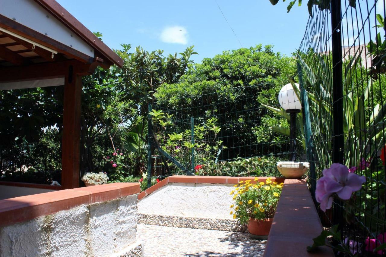 Raggio Di Sole Bed & Breakfast Macari Luaran gambar